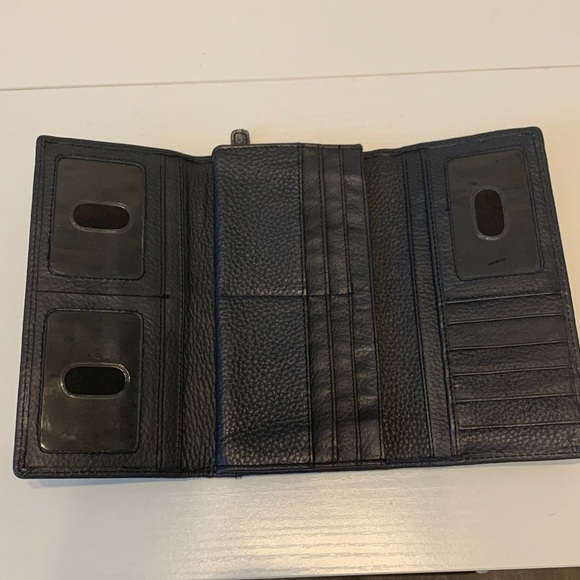 Estalon Wallet - Picture 3 of 8